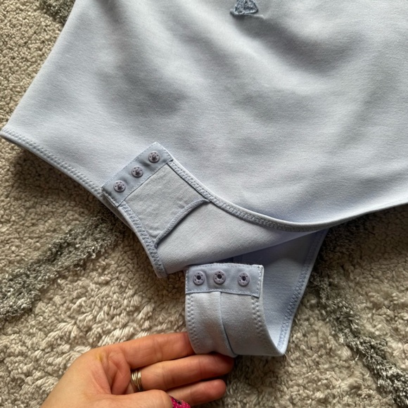 FLEUR DU MAL LILY EMBROIDERED LACE V NECK PLUNGE BODYSUIT TANK LIGHT BLUE XS - Picture 10 of 12